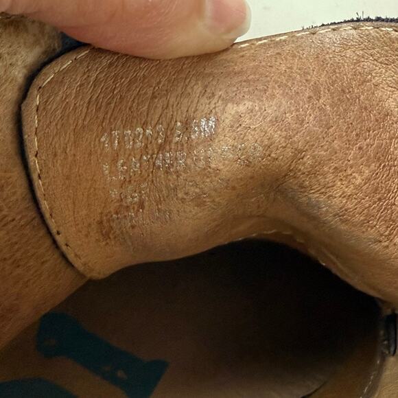 1901 Men's Canyon Blue Suede Leather Chukka Boot 9.5 MSRP $210 - Picture 7 of 8